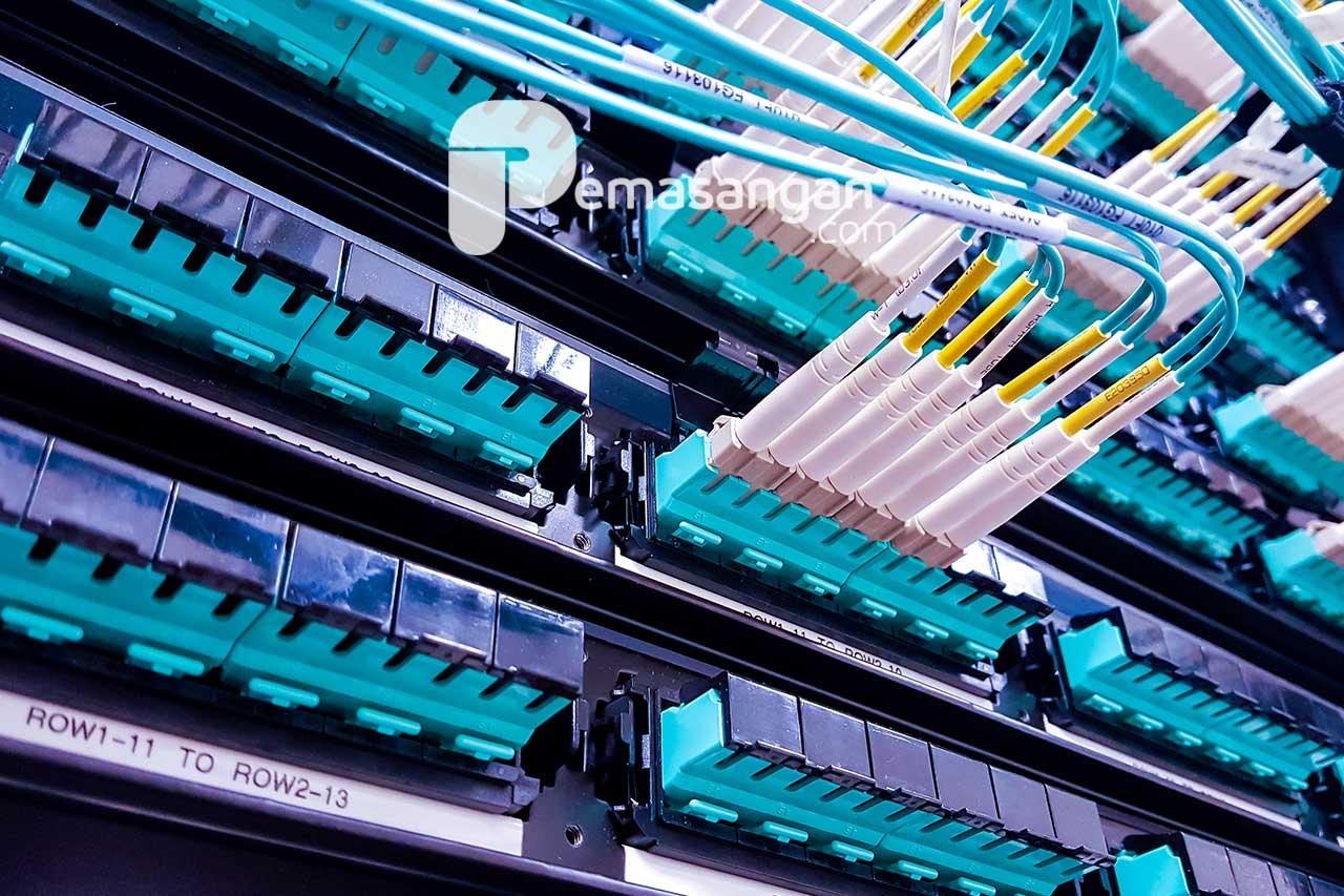 jasa-instalasi-fiber-optic-splicing-penarikan-indoor-harga-murah